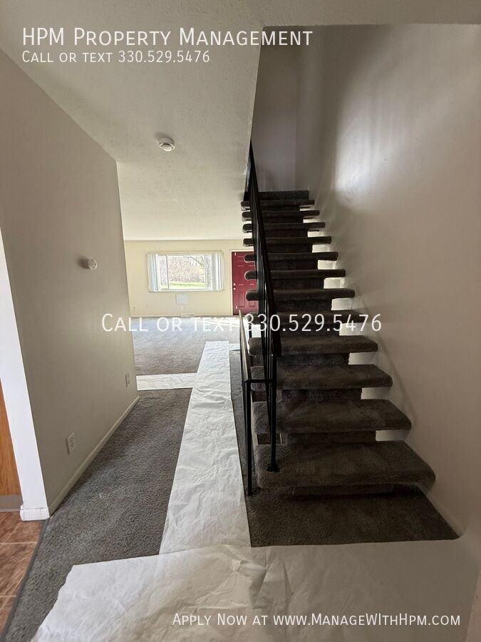 222 Northwest Ave #C - Photo 4 of 8