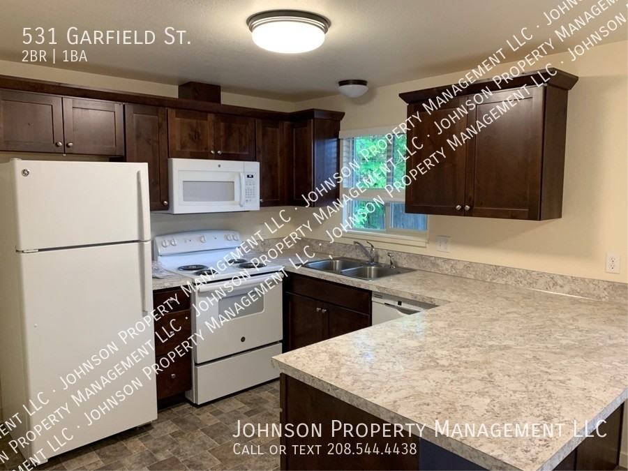 531 W Garfield St - Photo 2 of 12