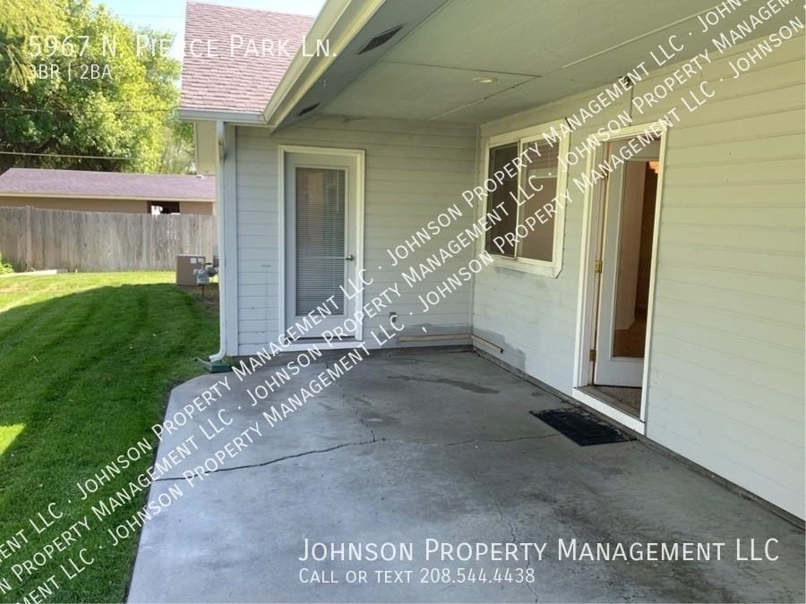 5967 N Pierce Park Ln - Photo 2 of 15