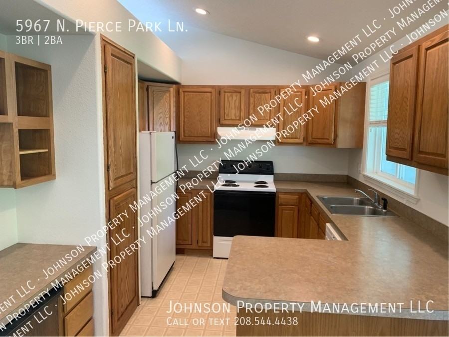 5967 N Pierce Park Ln - Photo 5 of 15