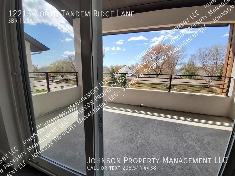 12213 N Tandem Ridge Ln - Photo 7 of 25