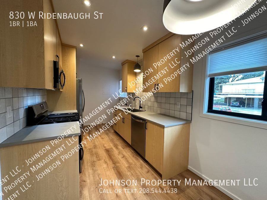 830 W Ridenbaugh St - Photo 4 of 14