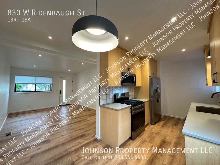 830 W Ridenbaugh St - Photo 5 of 14