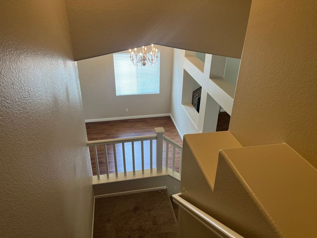 23556 Mountain Breeze Dr - Photo 7 of 19