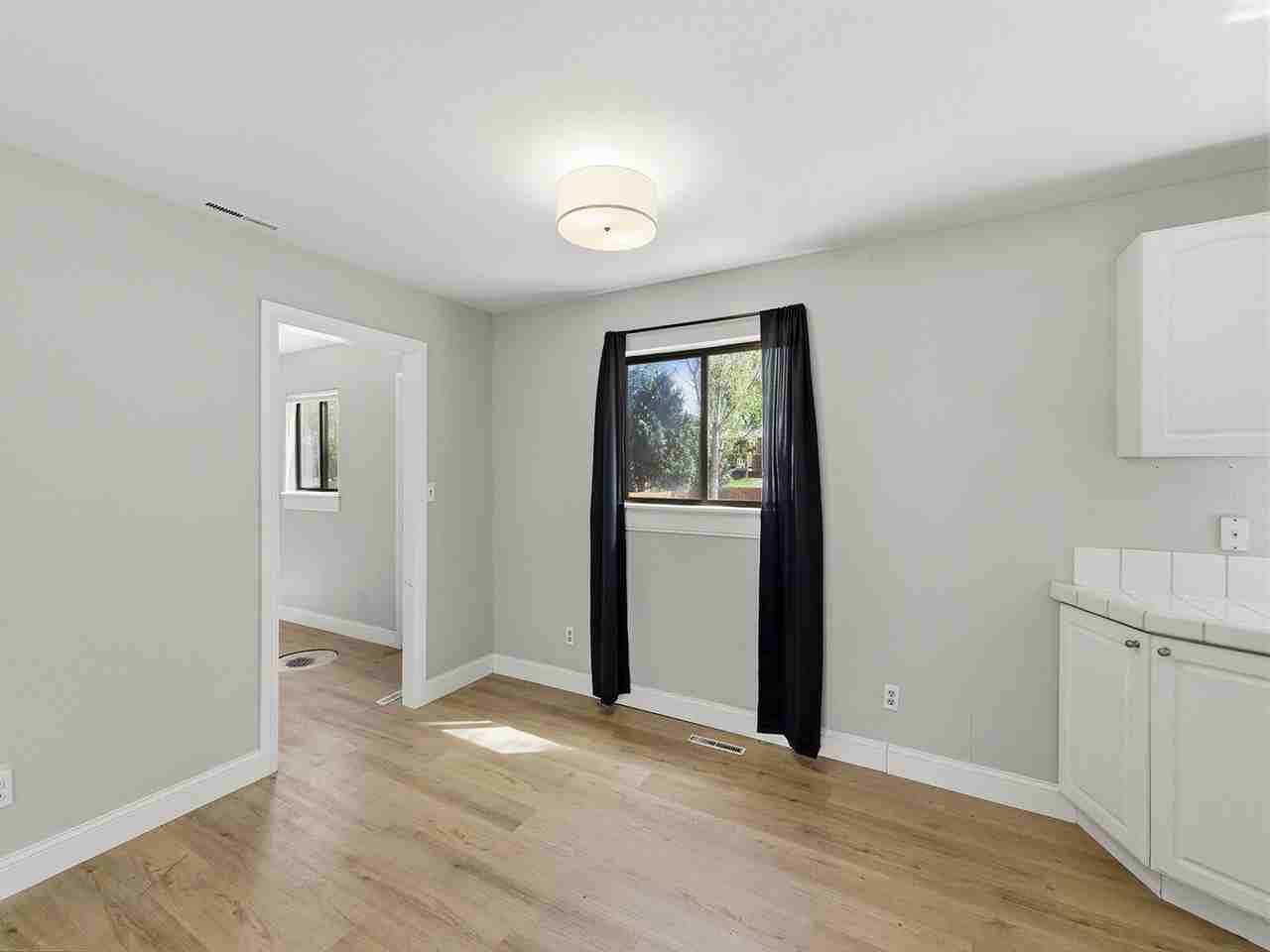 213 Rick Dr - Photo 6 of 19