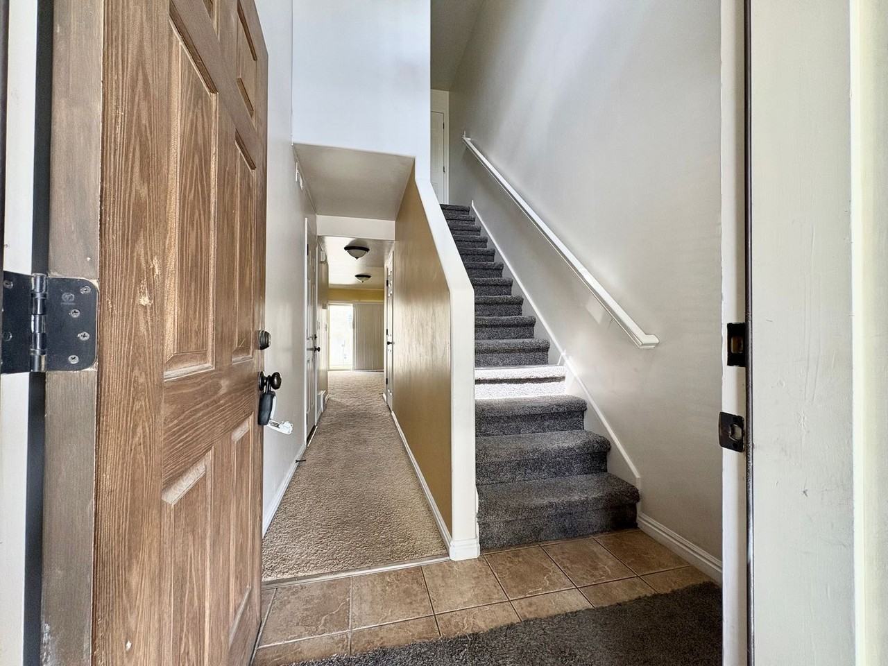 2136 W Fernside St - Photo 3 of 18