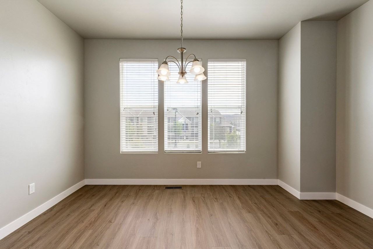 5161 W Stockfield Ln - Photo 7 of 21