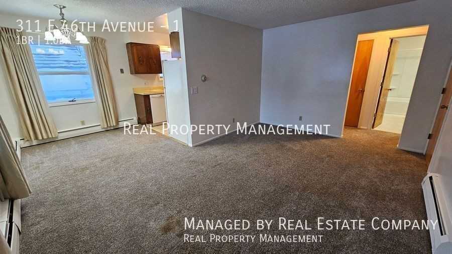 311 E 46th Ave #1 - Photo 3 of 17