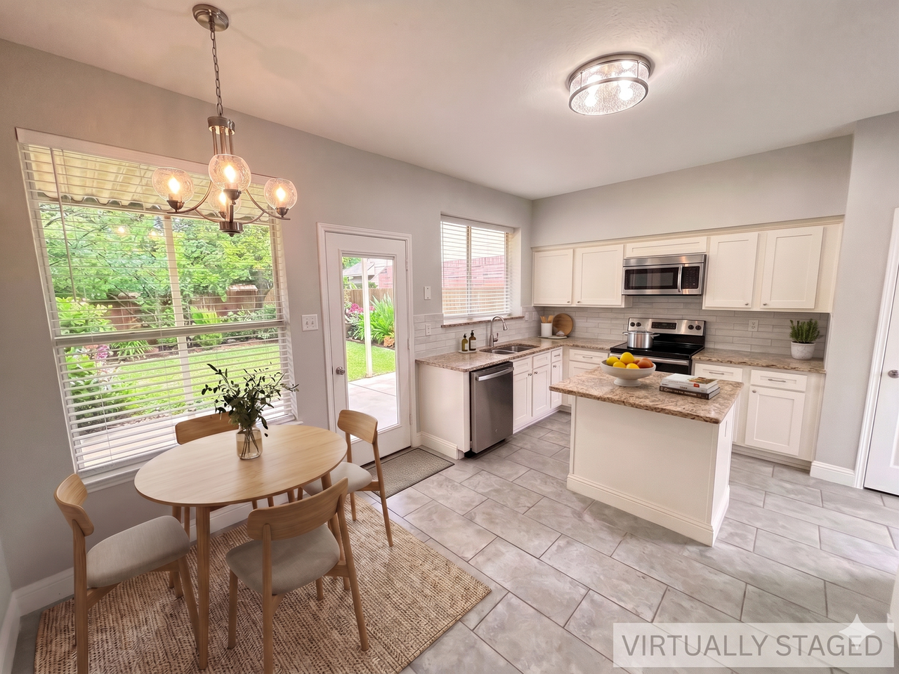 6945 Hickory Crk - Photo 5 of 14