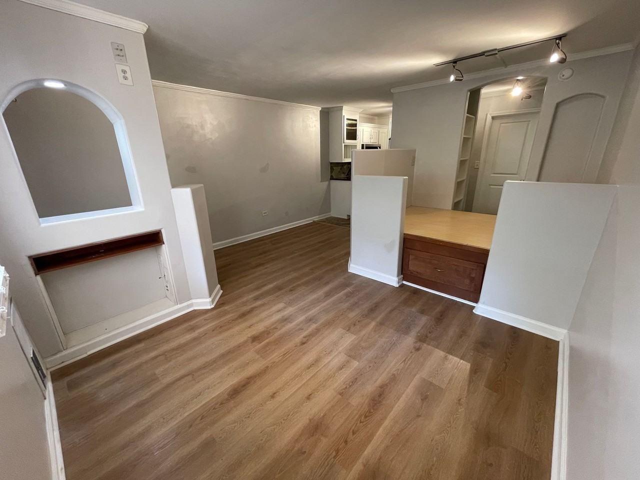 655 E Campus Rd #30 - Photo 3 of 11