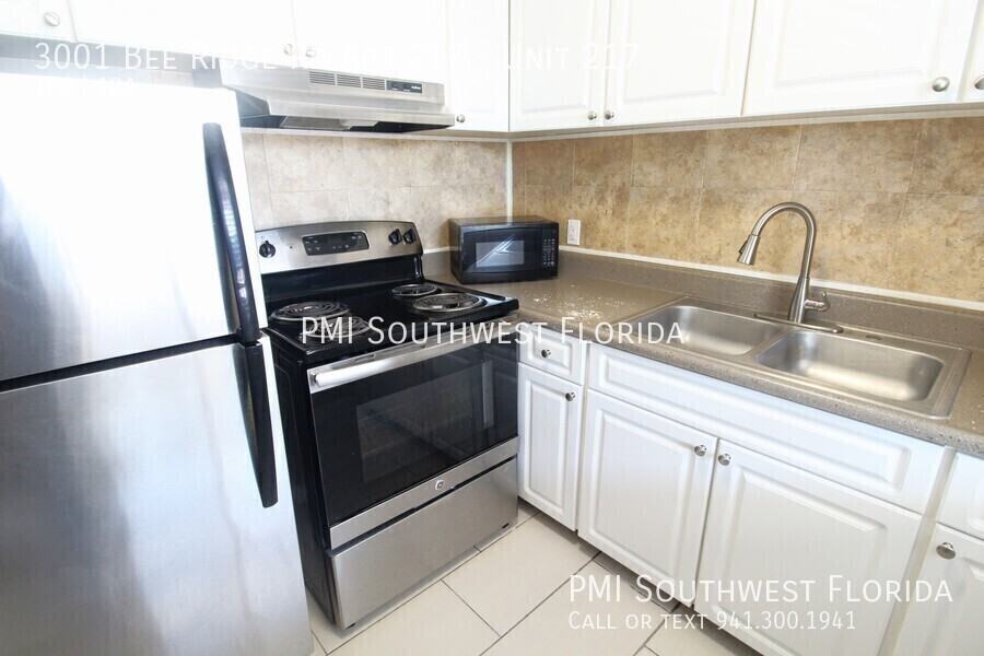 3001 Bee Ridge Rd Apt 217 #217 - Photo 2 of 22
