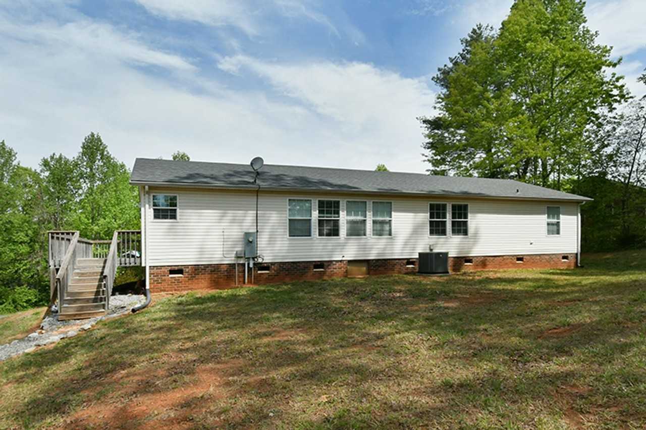 5211 Foley Dr - Photo 3 of 5