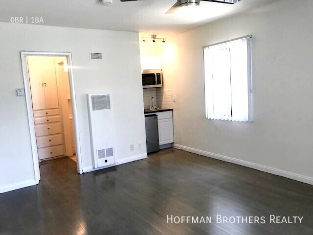 2611 S Sepulveda Blvd #8 - Photo 4 of 7