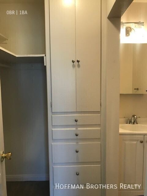 2611 S Sepulveda Blvd #8 - Photo 6 of 7