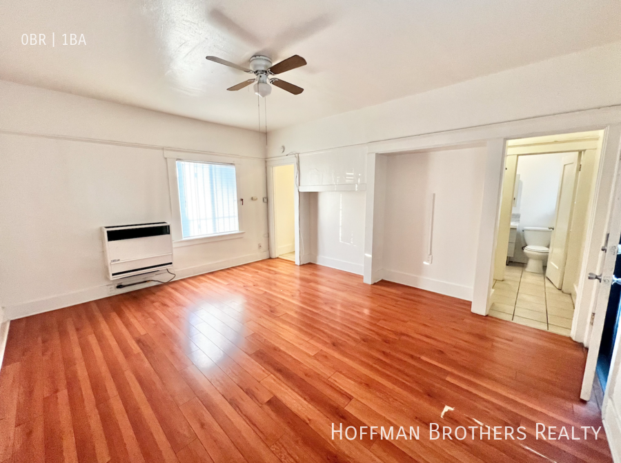 324 E Esther St #7 - Photo 4 of 5