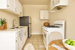 5606 S Figueroa St #9 - Photo 1 of 1