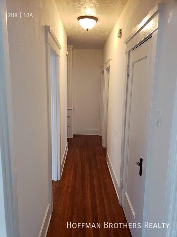 1325 E 3rd St #1325 - Photo 4 of 9