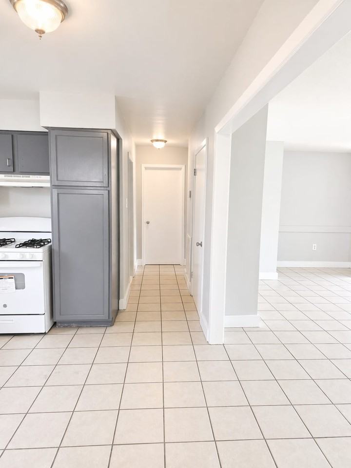 1040 Orange Blossom Ln #1040 - Photo 3 of 11