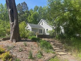 1070 N Warren St #NORTH - Photo 1 of 1