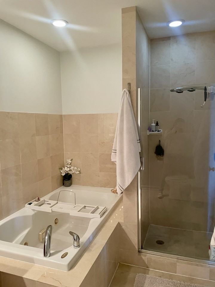 1517 N Ashland Ave #4 - Photo 4 of 14