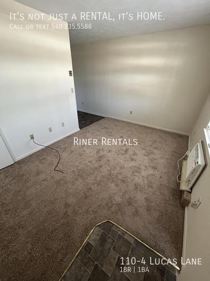 110 Lucas Ln Apt 4 - Photo 2 of 5