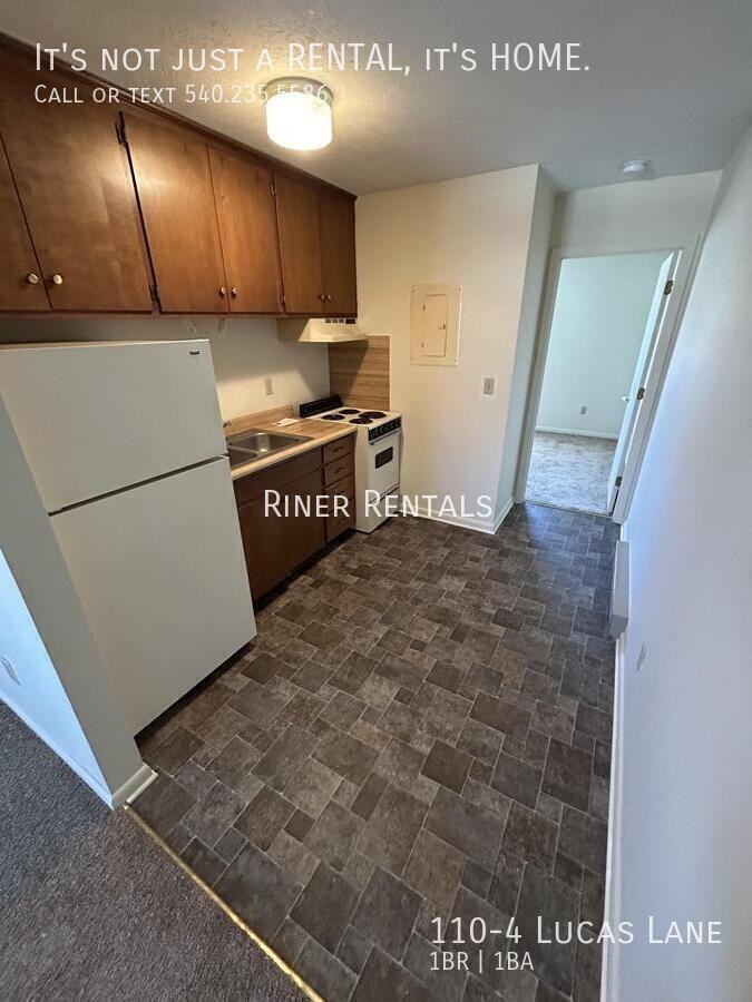 110 Lucas Ln Apt 4 - Photo 3 of 5