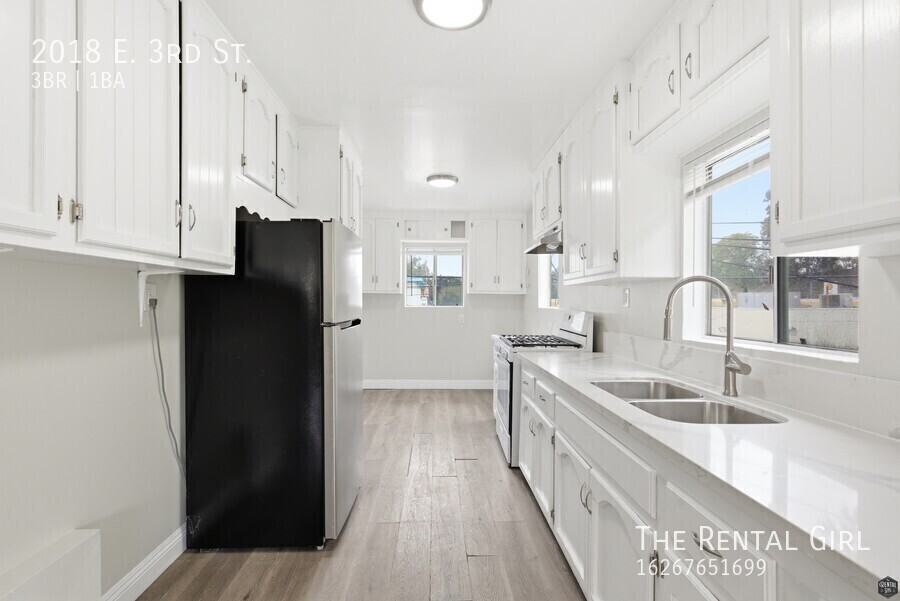 2018 E 3rd St - Photo 5 of 14