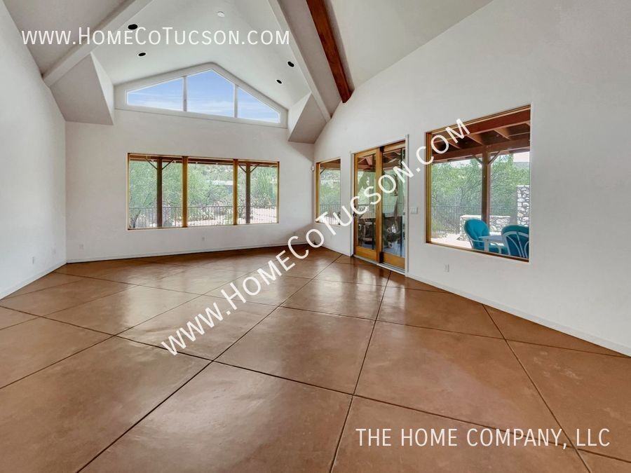 12235 E Horsehead Rd - Photo 4 of 50