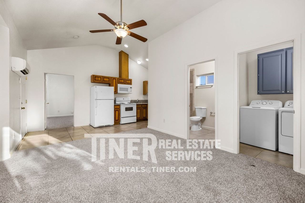 9304 Orangevale Ave - Photo 4 of 21