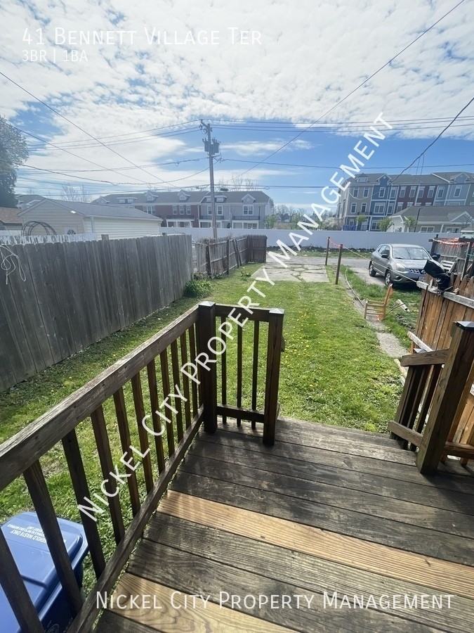 41 Bennett Village Ter - Photo 2 of 12