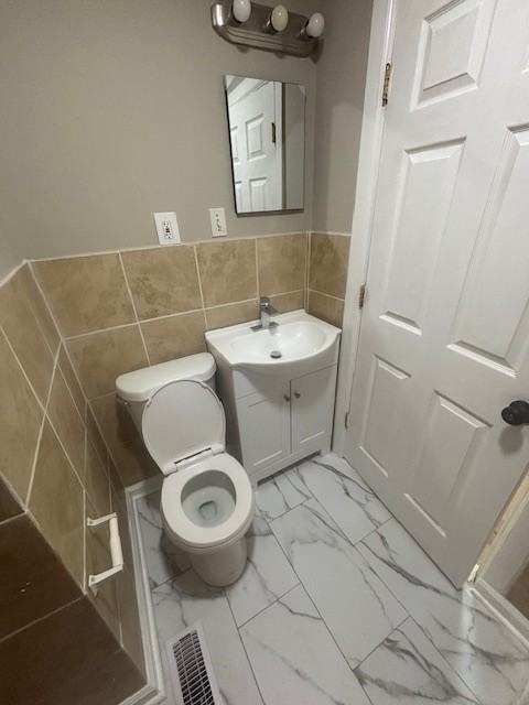 603 N Front St #A - Photo 2 of 12