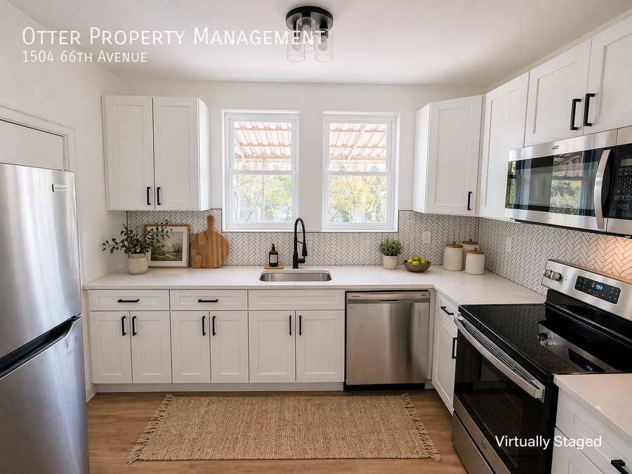 1504 66th Ave - Photo 3 of 50