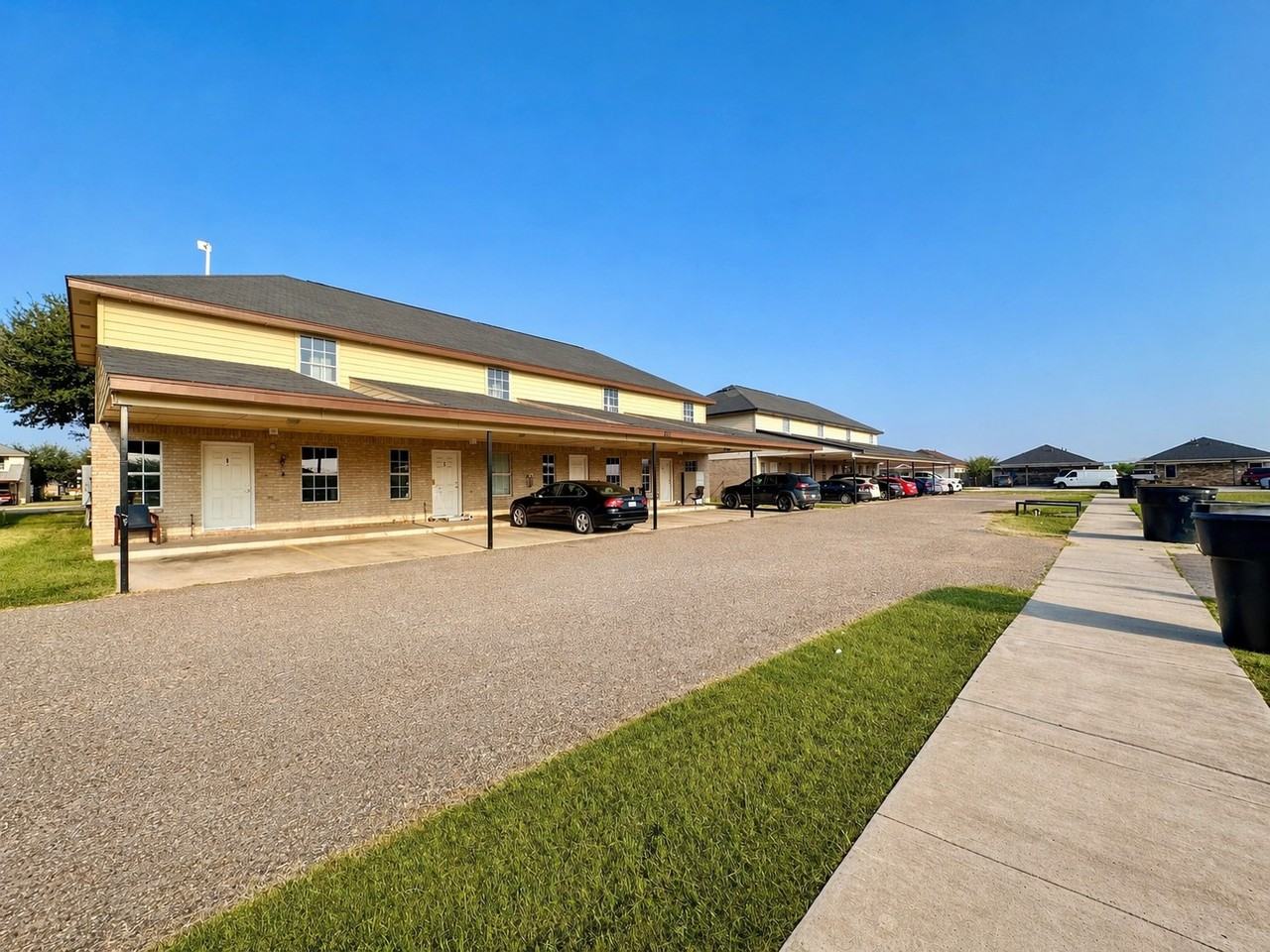 817 S Michigan St #2 - Photo 2 of 8