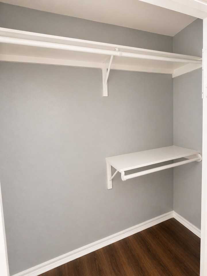 817 S Michigan St #2 - Photo 4 of 8