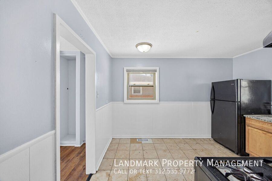 336 Waldmann Dr - Photo 3 of 20