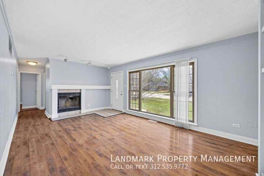 336 Waldmann Dr - Photo 5 of 20