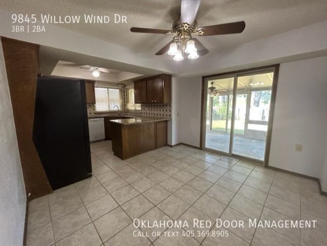 9845 Willow Wind Dr - Photo 2 of 22