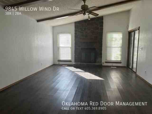 9845 Willow Wind Dr - Photo 3 of 22