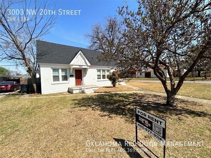 3003 Nw 20th St - Photo 3 of 3