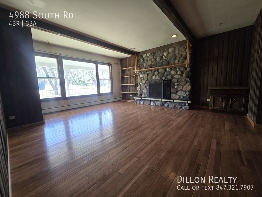 4988 South Rd - Photo 6 of 18