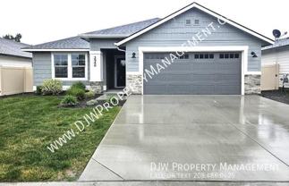 3948 N Chelmsford Ave - Photo 1 of 1