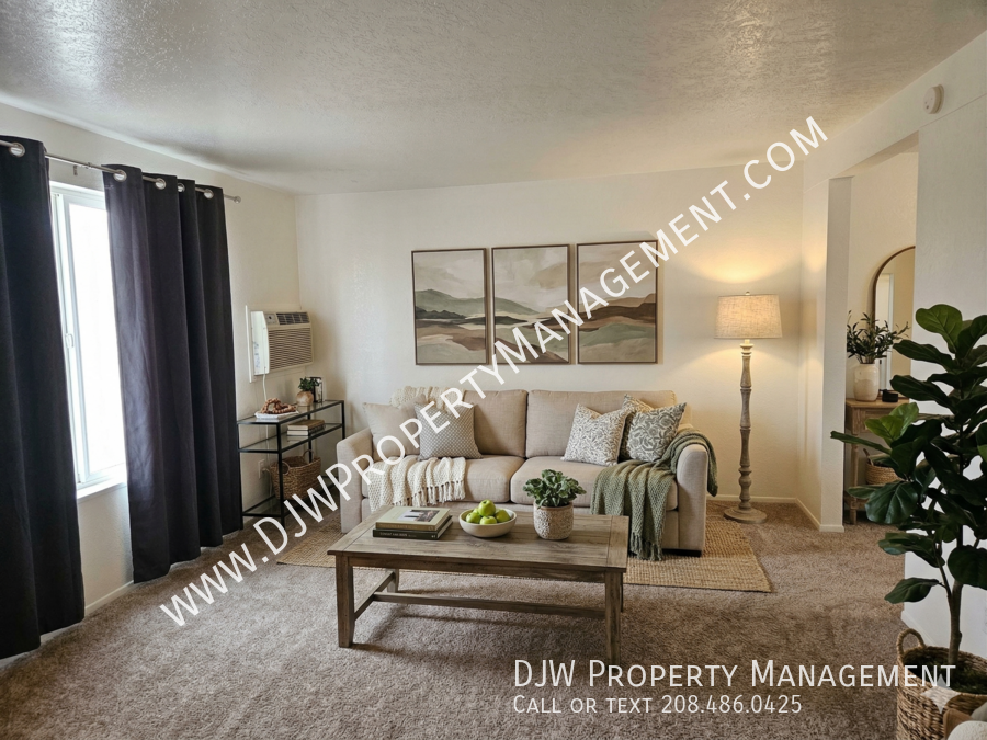 918 Nw 4th St #B - Photo 3 of 7