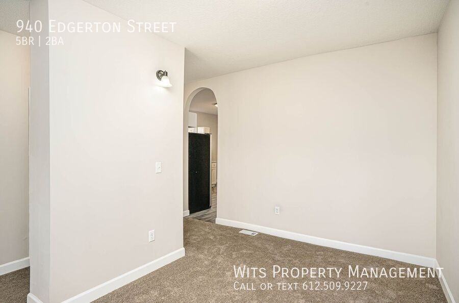 940 Edgerton St - Photo 7 of 27