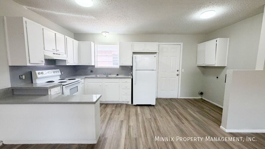 2302 W 16th St #A - Photo 5 of 13