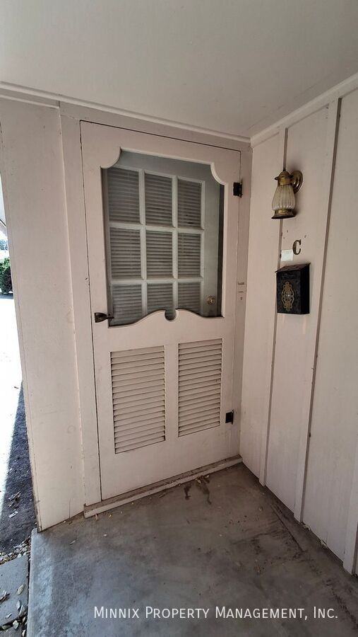 4222 Sw 2nd Ave #C - Photo 2 of 32