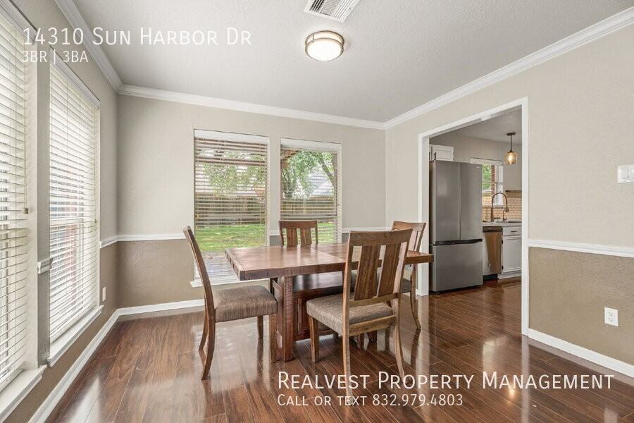 14310 Sun Harbor Dr - Photo 6 of 26