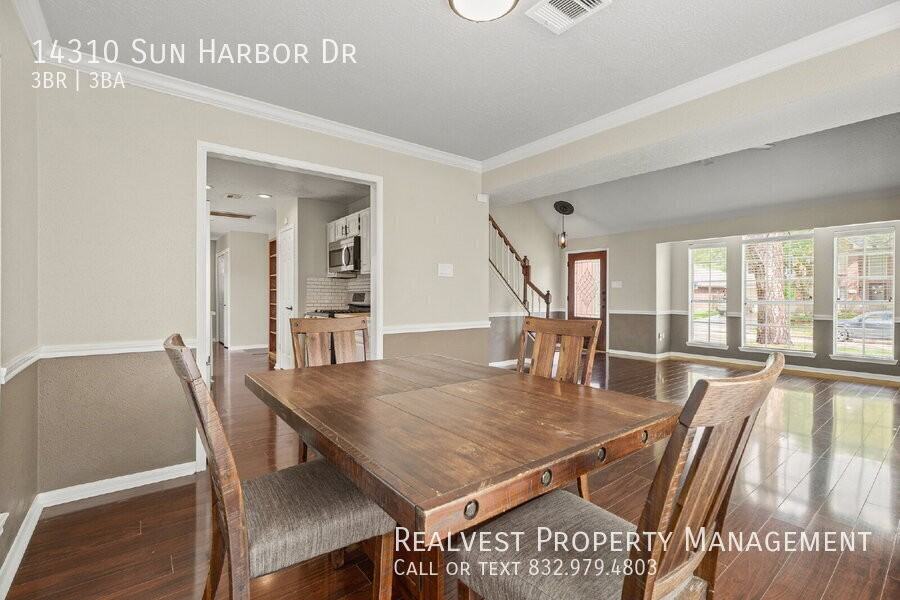 14310 Sun Harbor Dr - Photo 7 of 26