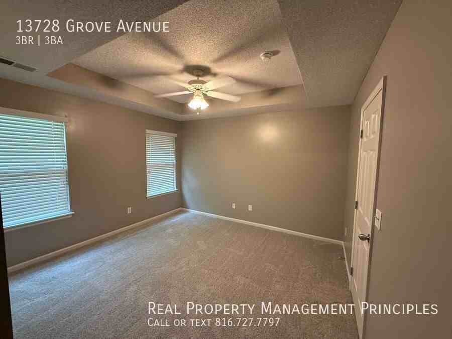 13728 Grove Ave - Photo 6 of 16