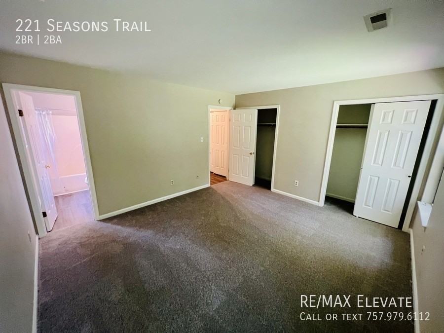 221 Seasons Trl - Photo 5 of 9