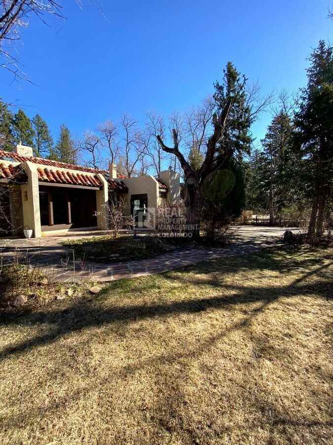 14 Lake Ave - Photo 2 of 36